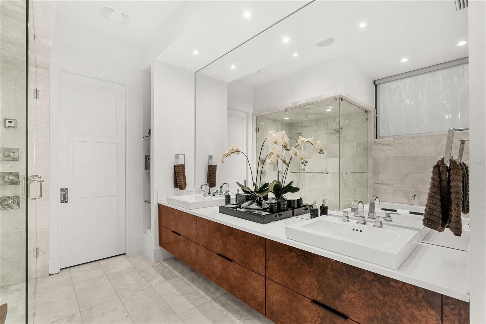 Image 35 of 59 For 5210 Oak Island Road