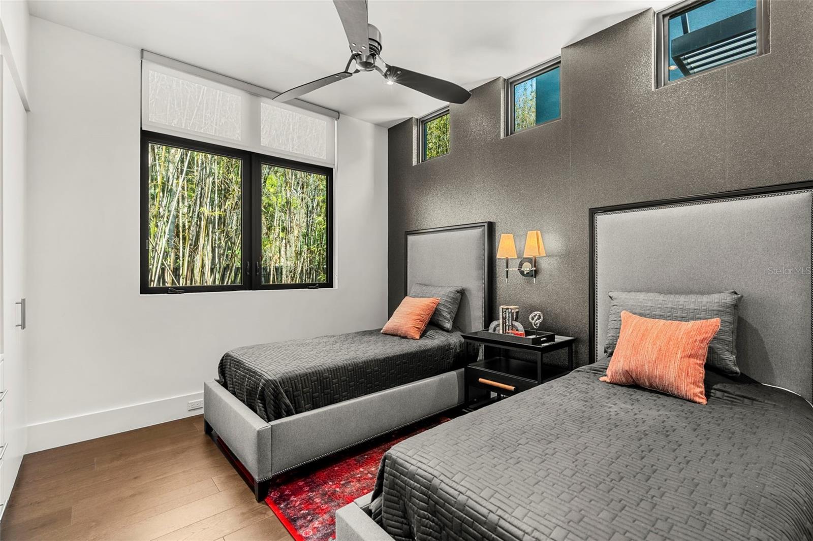 Image 38 of 59 For 5210 Oak Island Road