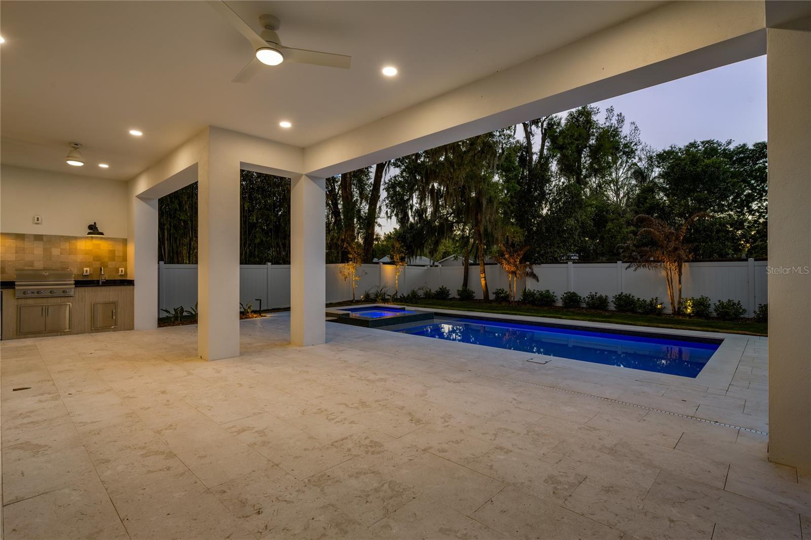 Image 28 of 41 For 785 Phelps Avenue