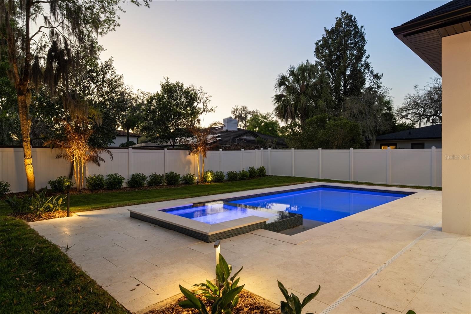 Image 36 of 41 For 785 Phelps Avenue