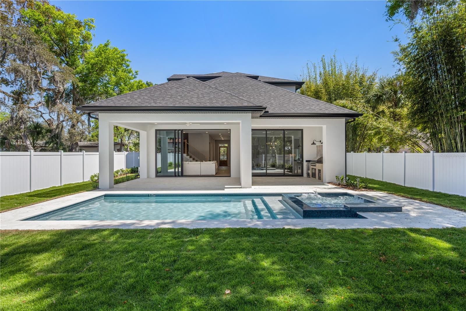 Image 37 of 41 For 785 Phelps Avenue