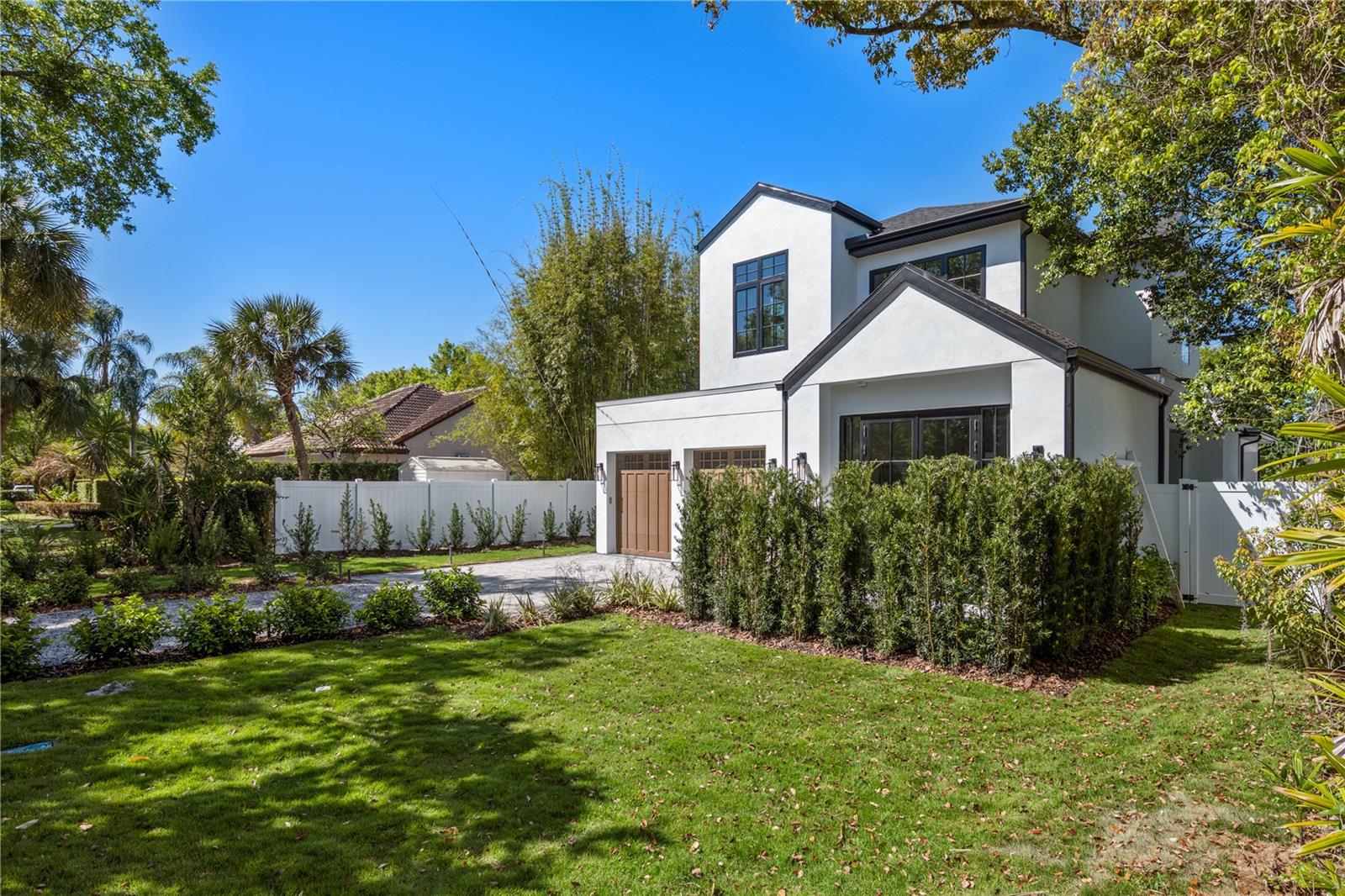 Image 38 of 41 For 785 Phelps Avenue