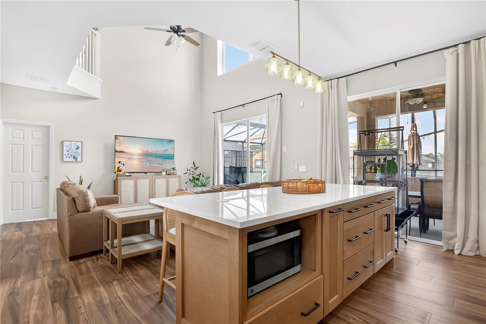 Image 14 of 45 For 152 Castaway Beach Way