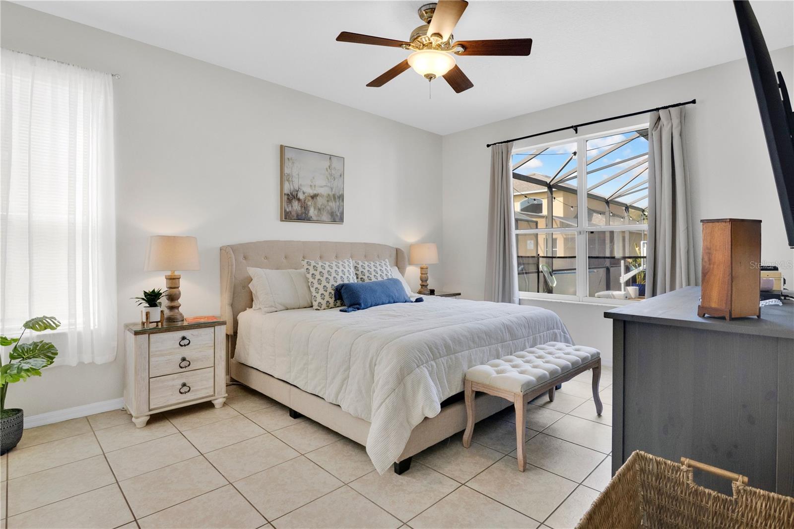 Image 18 of 45 For 152 Castaway Beach Way