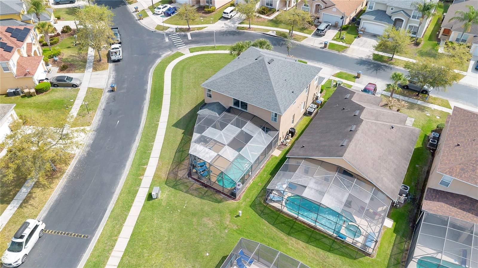 Image 37 of 45 For 152 Castaway Beach Way