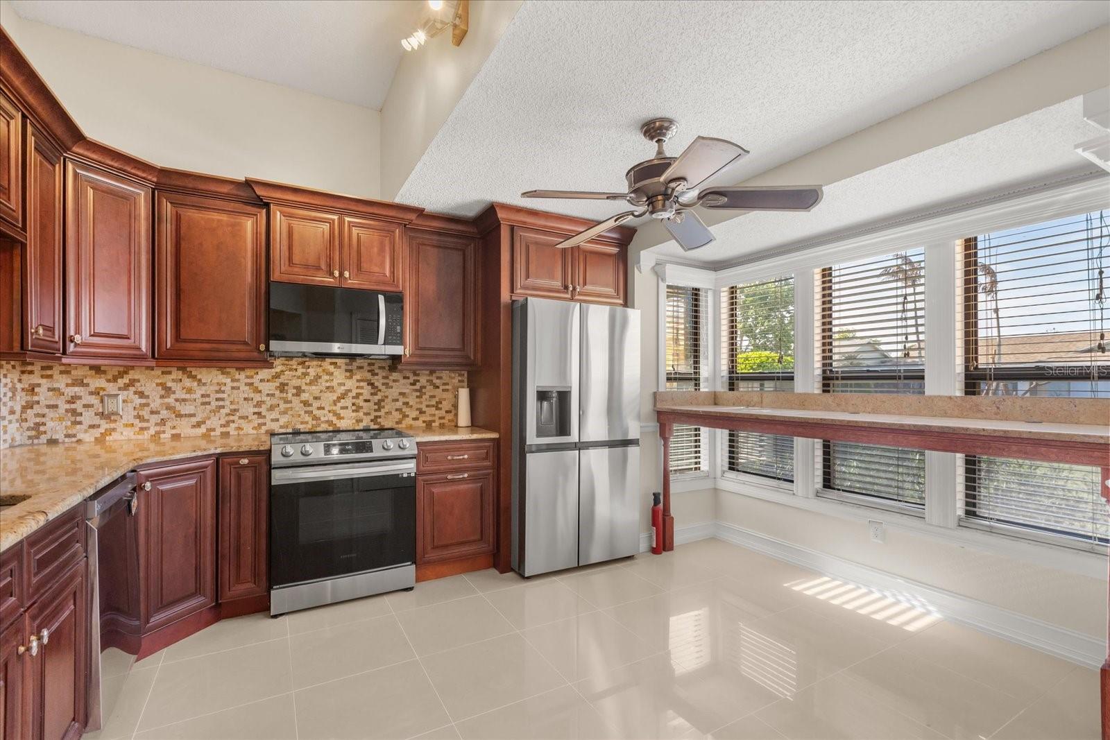 Image 12 of 37 For 5332 Dorrington Lane