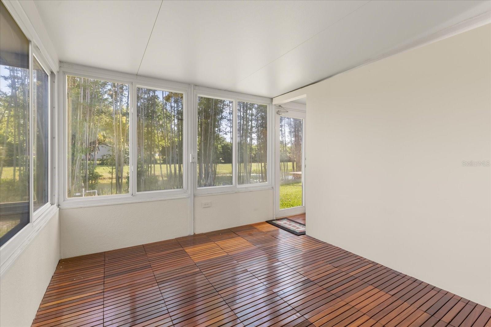 Image 16 of 37 For 5332 Dorrington Lane