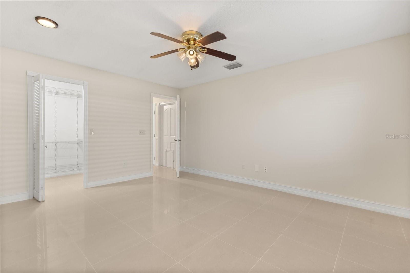 Image 21 of 37 For 5332 Dorrington Lane