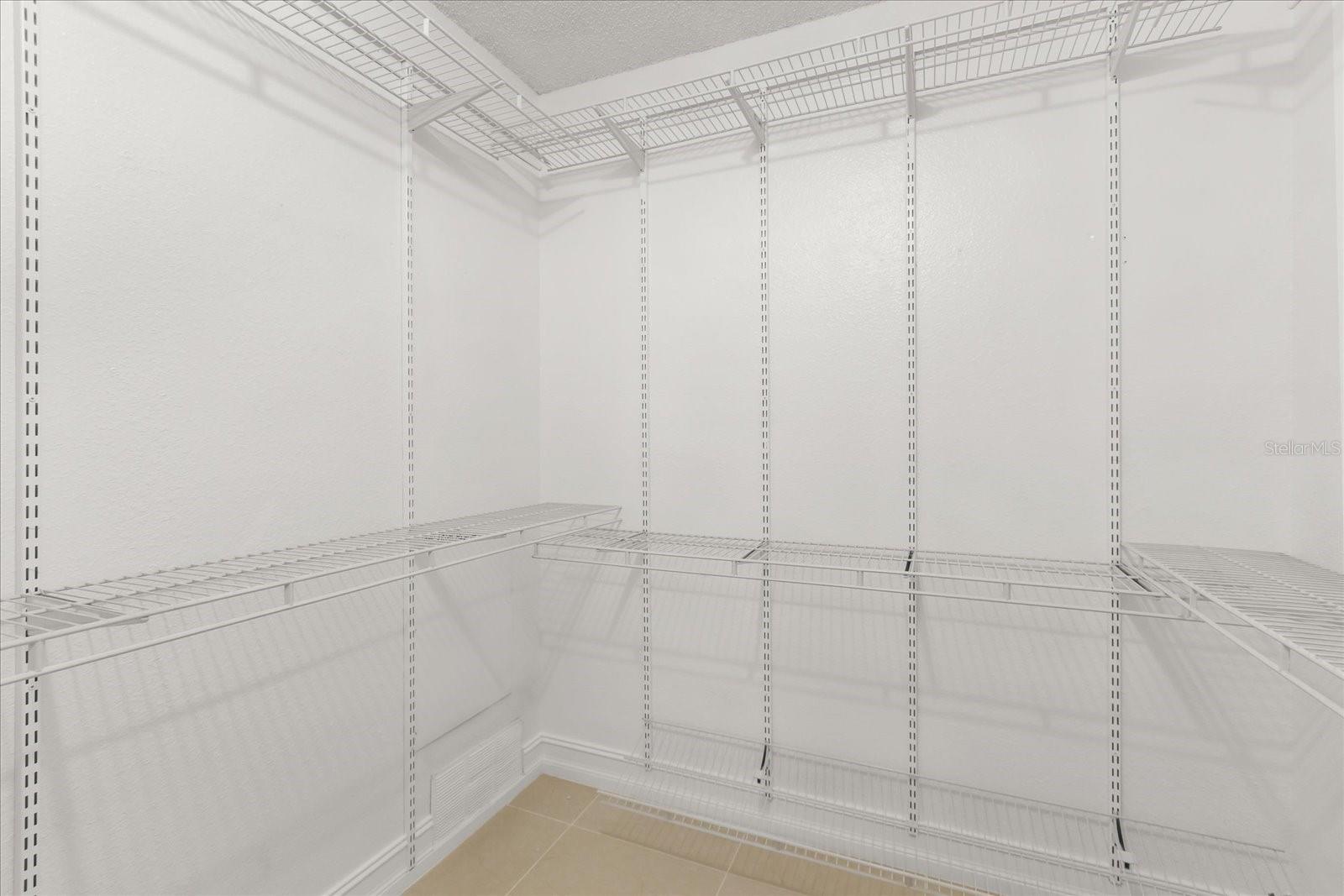 Image 24 of 37 For 5332 Dorrington Lane