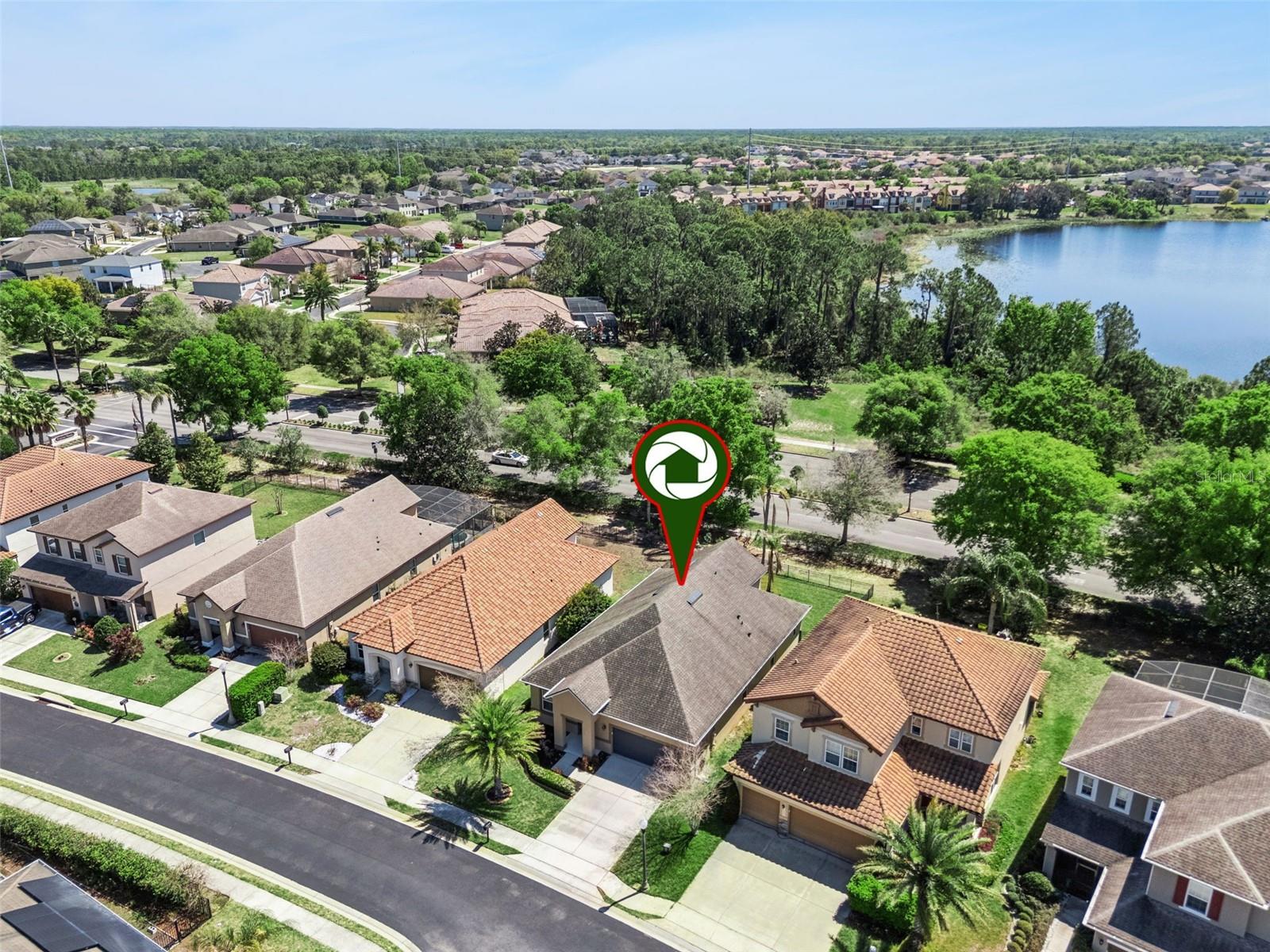 Image 24 of 41 For 525 Gunston Ct