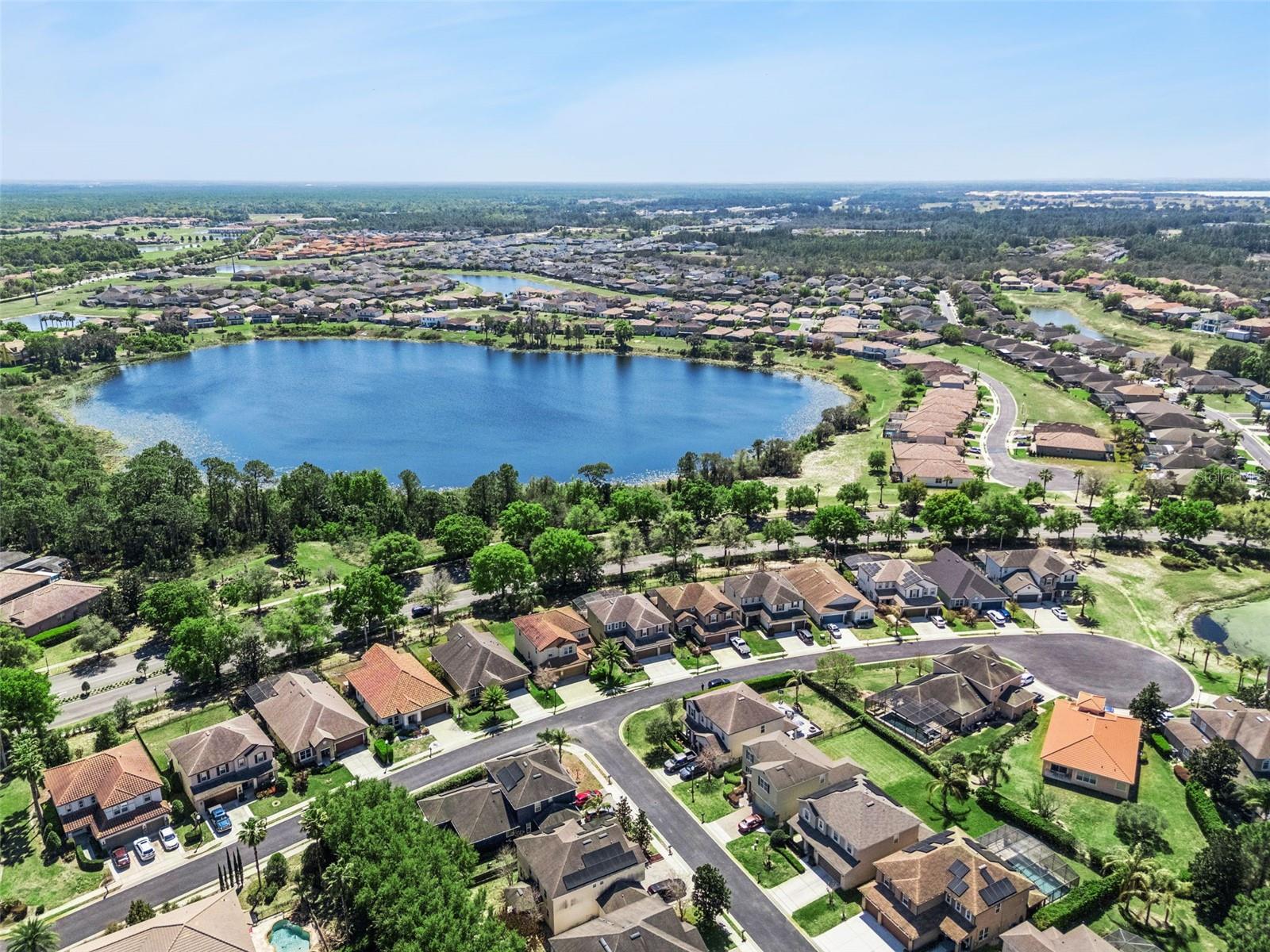 Image 26 of 41 For 525 Gunston Ct