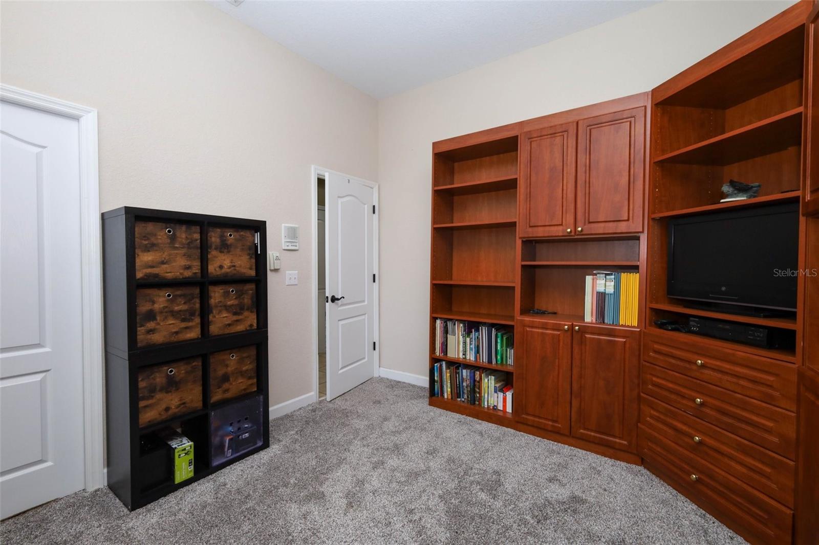 Image 35 of 59 For 5695 Pond Pine Point