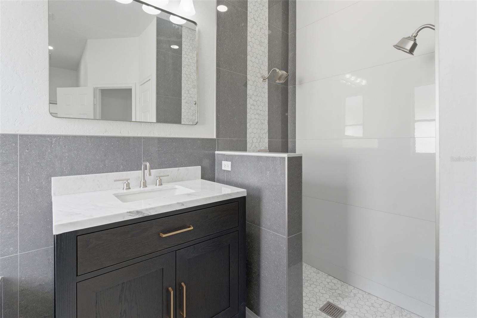 Image 26 of 45 For 12513 Scarlett Sage Court