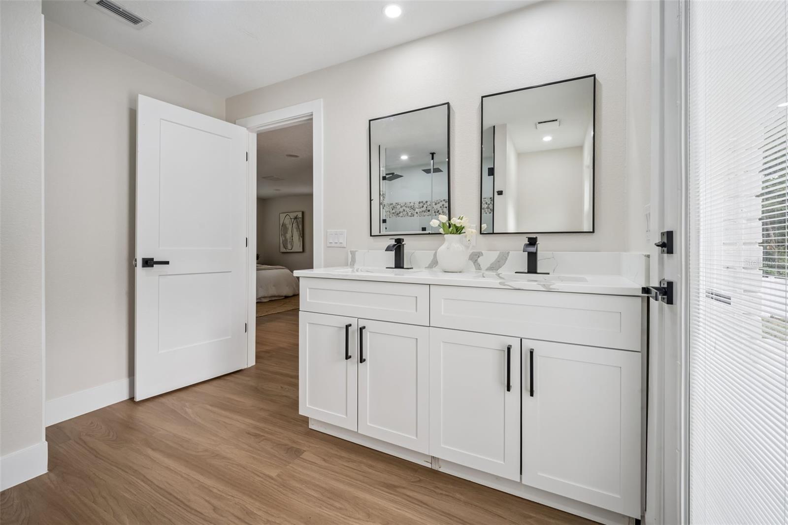 Image 15 of 43 For 1450 Hilltop Drive