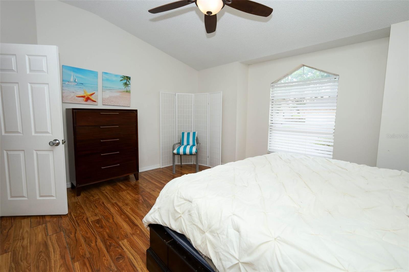 Image 11 of 48 For 705 Silversmith Circle