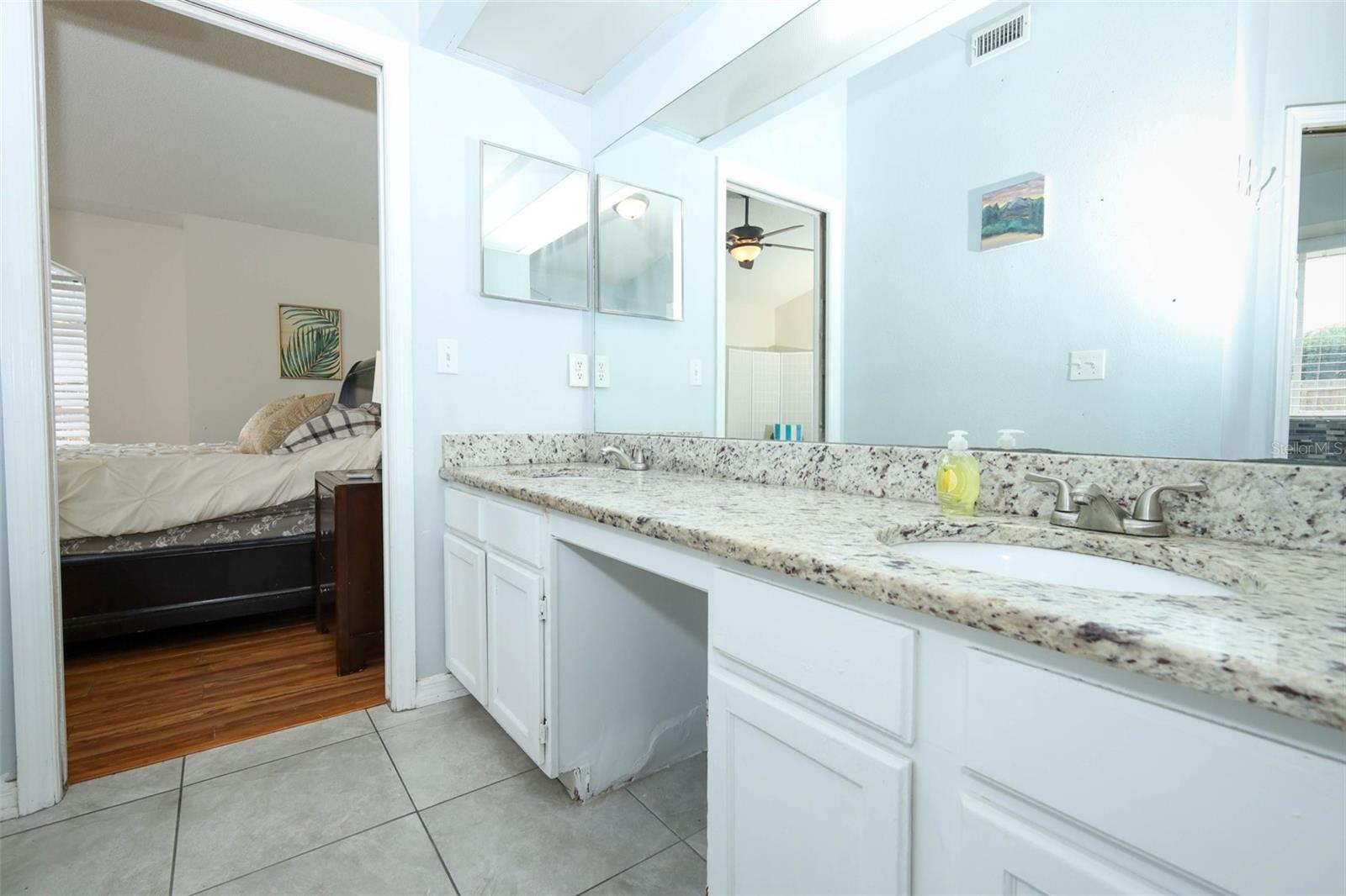 Image 13 of 48 For 705 Silversmith Circle