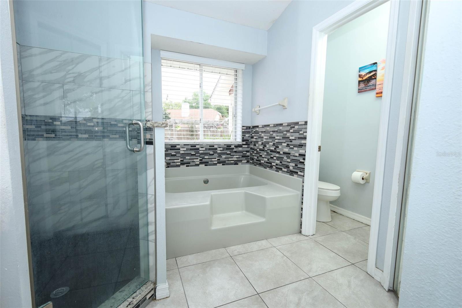 Image 17 of 48 For 705 Silversmith Circle