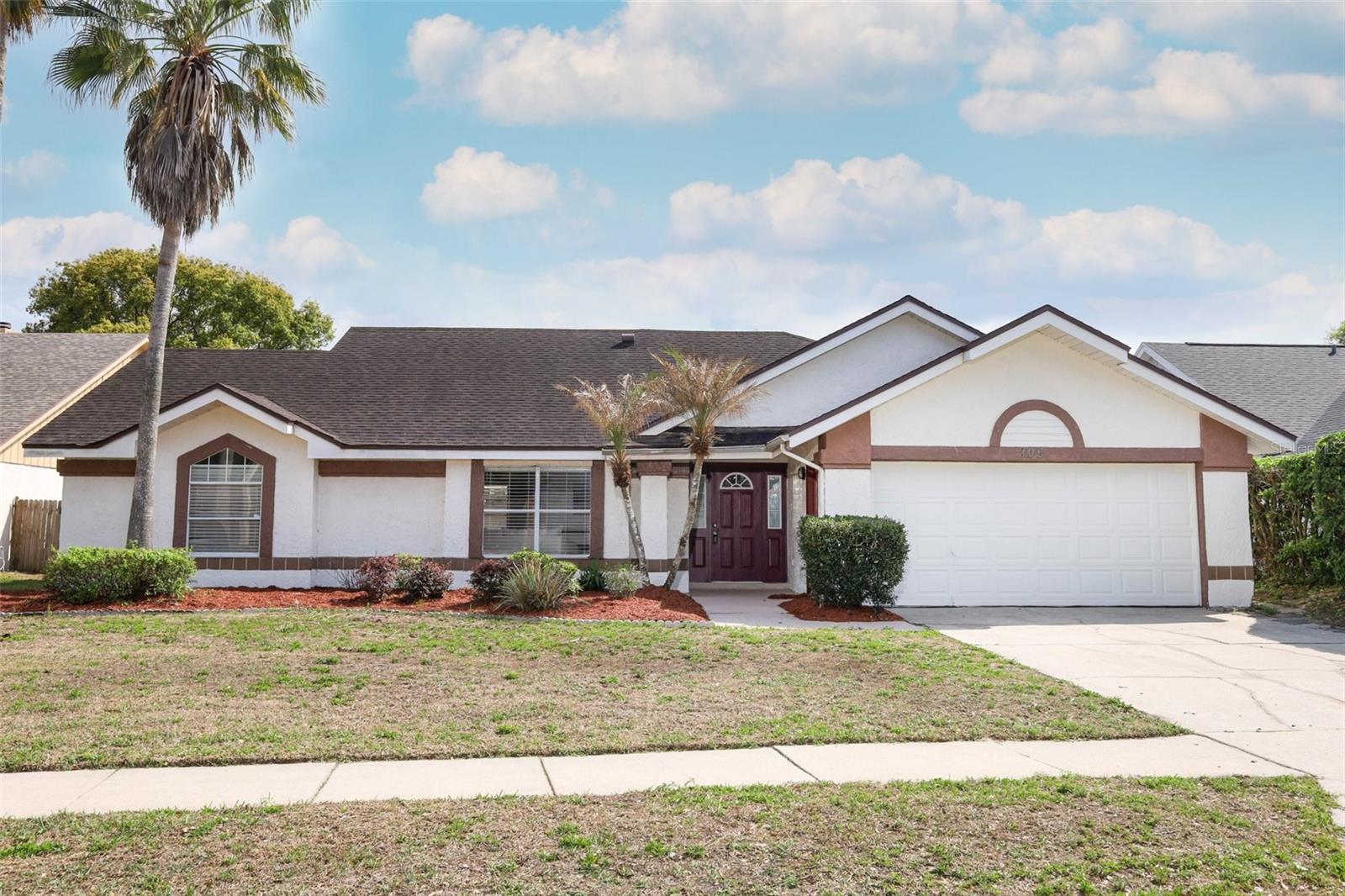 Image 2 of 48 For 705 Silversmith Circle