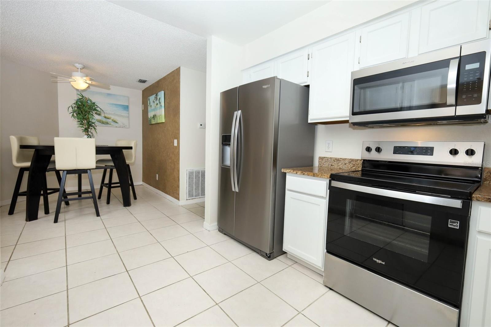 Image 24 of 48 For 705 Silversmith Circle