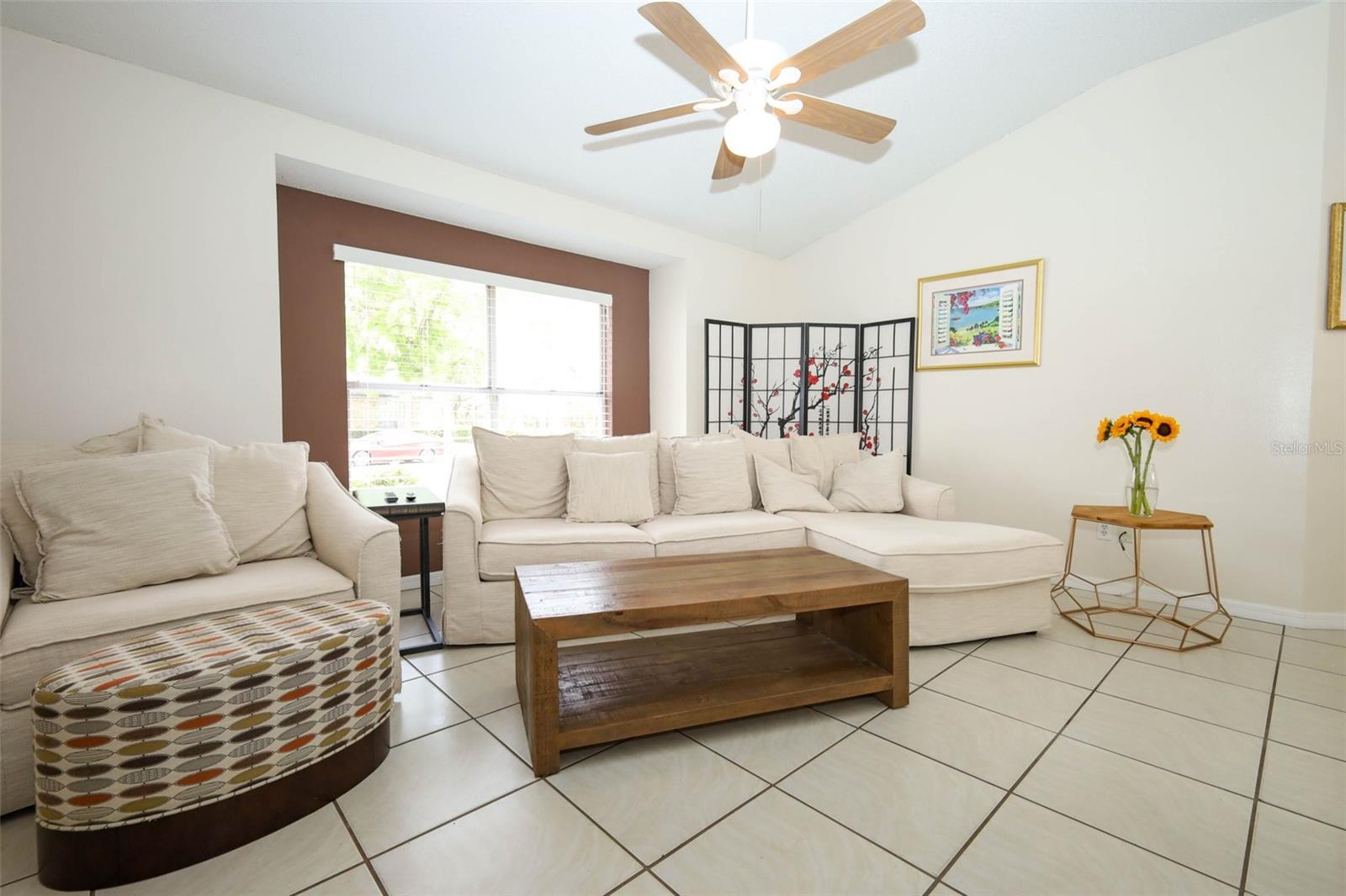 Image 6 of 48 For 705 Silversmith Circle