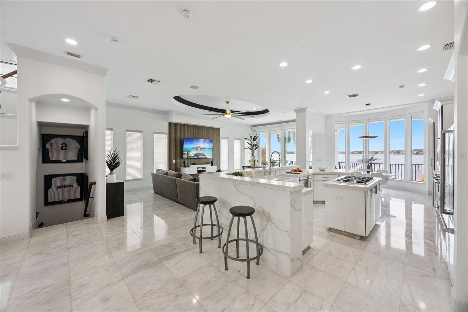 Image 18 of 65 For 8020 Firenze Boulevard