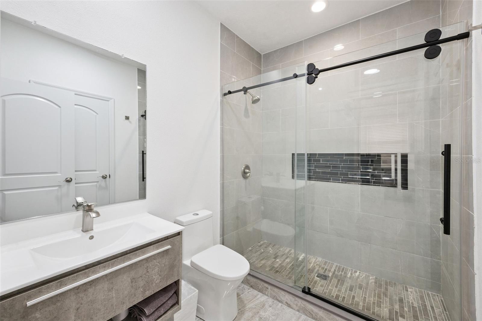 Image 48 of 65 For 8020 Firenze Boulevard