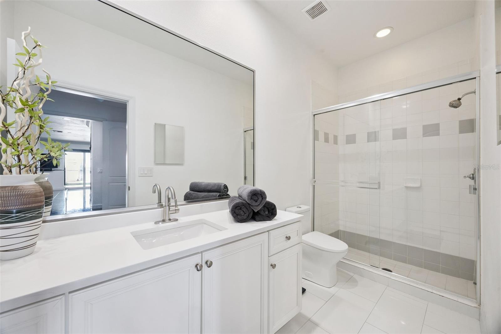 Image 49 of 65 For 8020 Firenze Boulevard