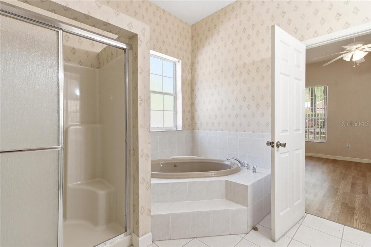 Image 12 of 22 For 31325 Prestwick Avenue