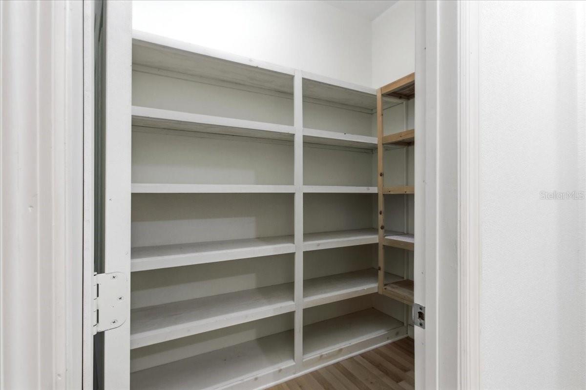 Image 6 of 22 For 31325 Prestwick Avenue