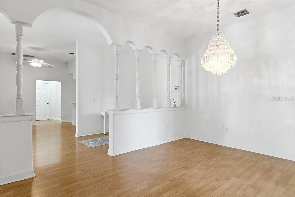 Image 8 of 22 For 31325 Prestwick Avenue