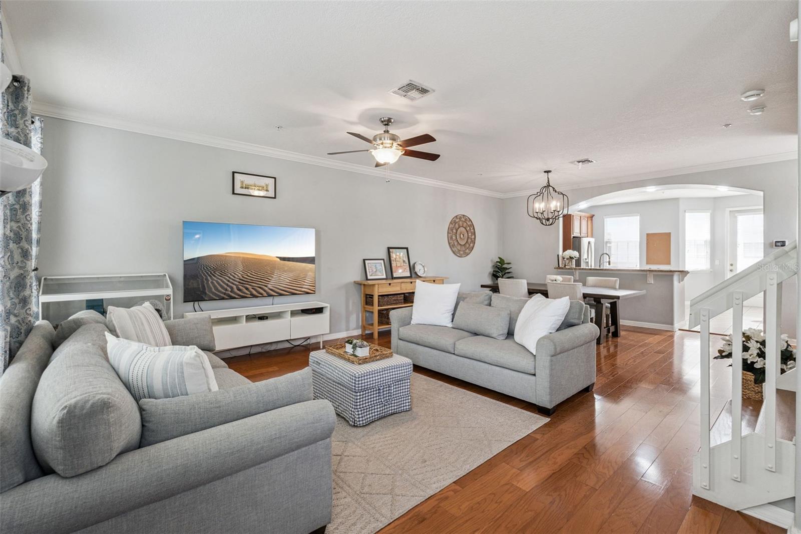 Image 11 of 38 For 1894 Prospect Avenue