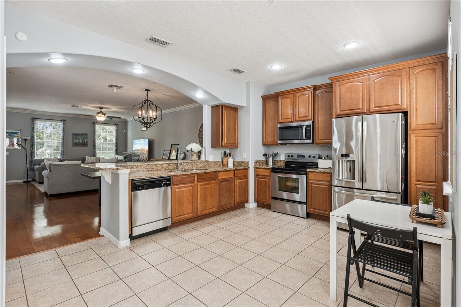 Image 16 of 38 For 1894 Prospect Avenue