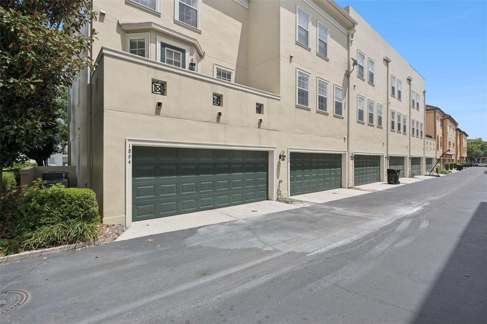 Image 27 of 38 For 1894 Prospect Avenue