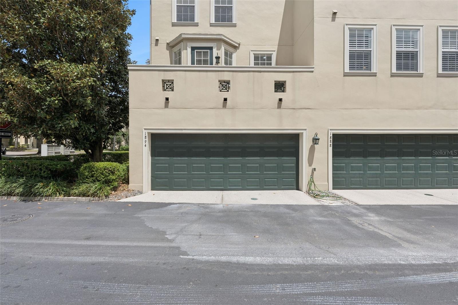 Image 4 of 38 For 1894 Prospect Avenue