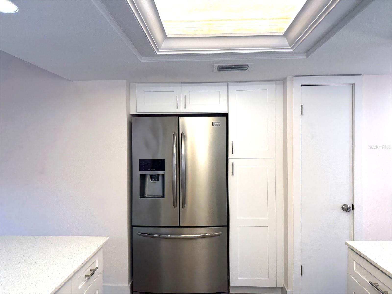 Image 16 of 32 For 4046 Golfside Drive 3