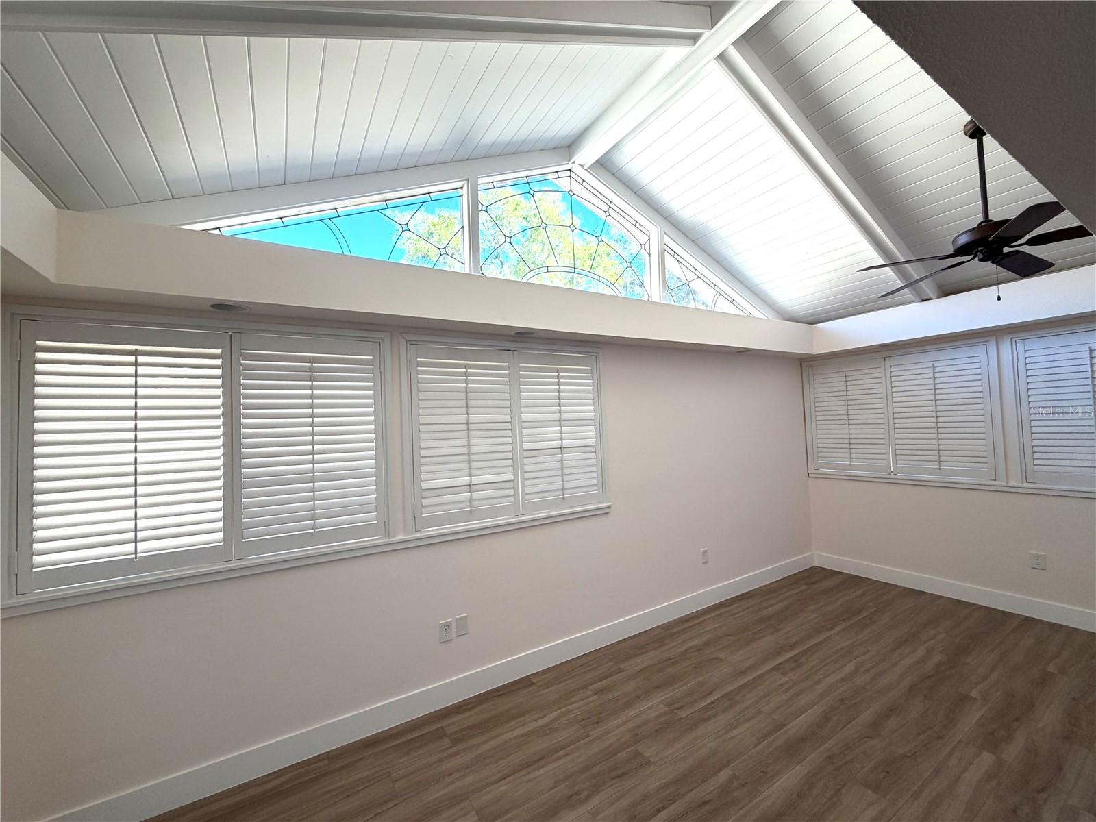 Image 18 of 32 For 4046 Golfside Drive 3