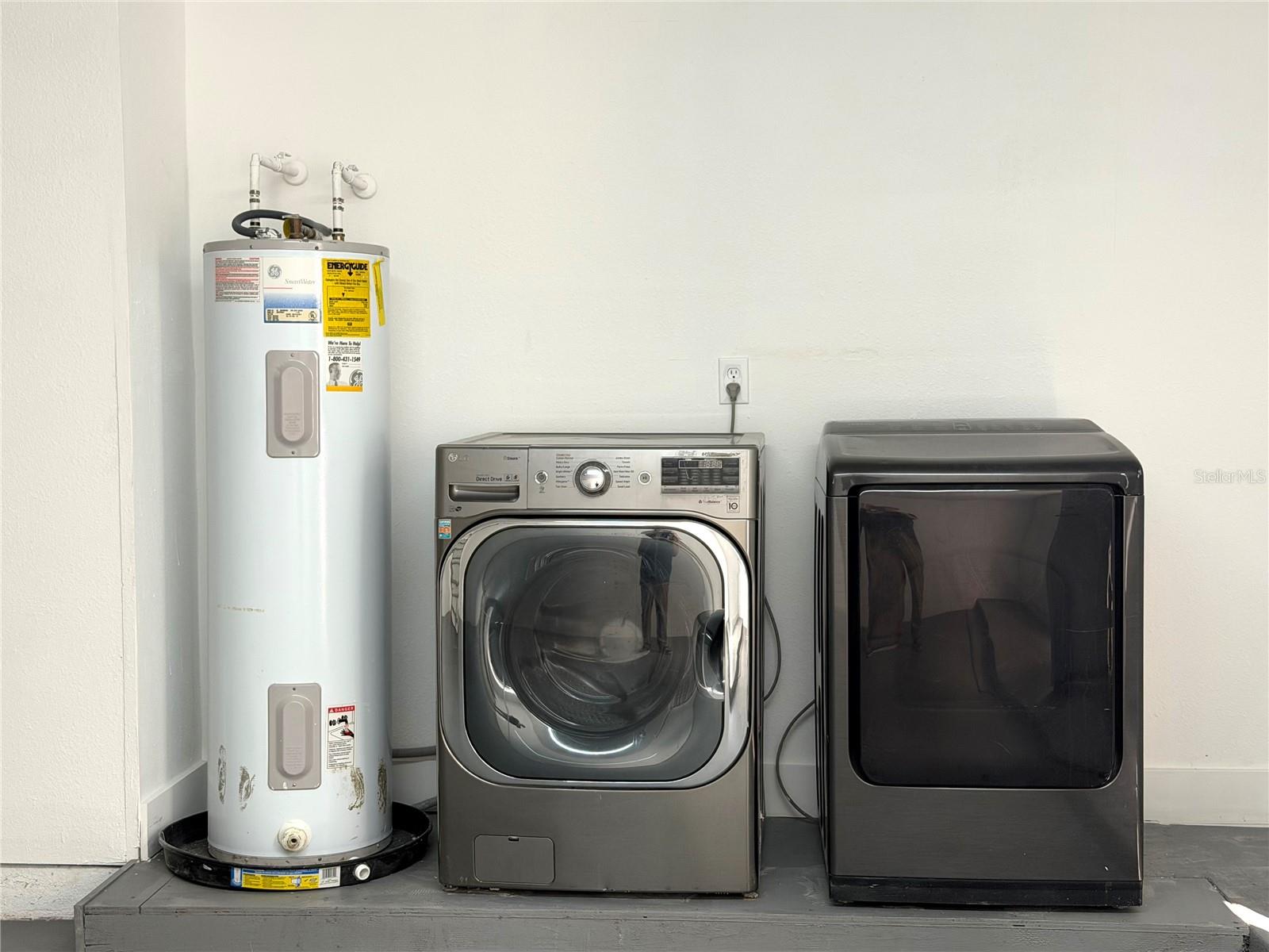 Image 29 of 32 For 4046 Golfside Drive 3