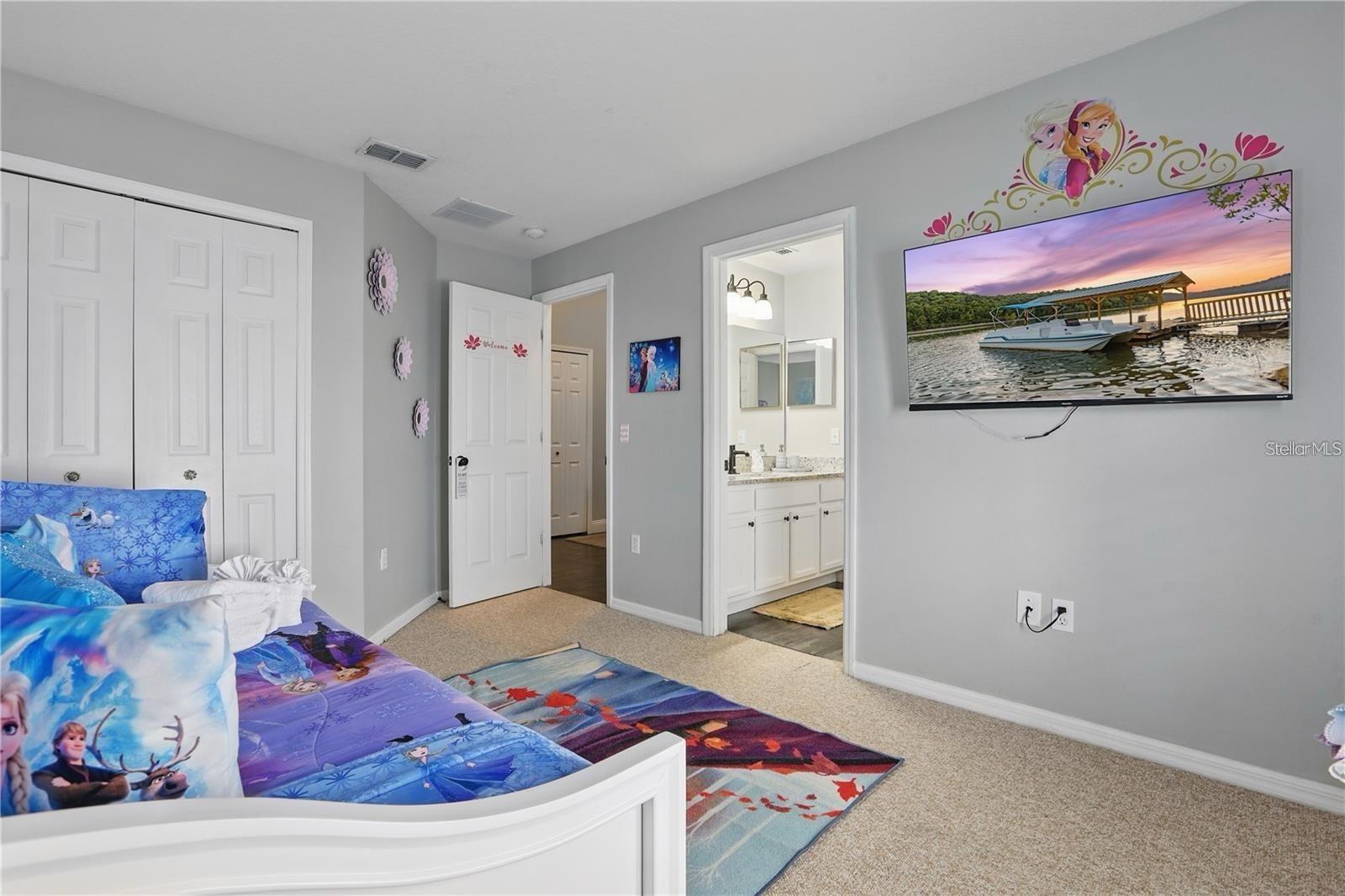 Image 20 of 29 For 634 Chadbury Way