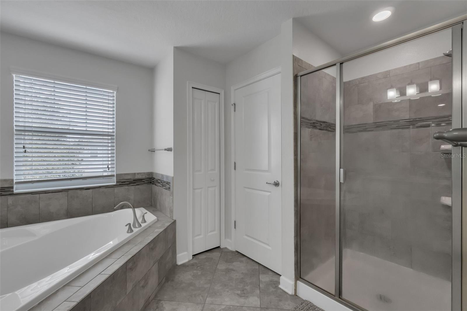 Image 21 of 36 For 11874 Ginsberg Place