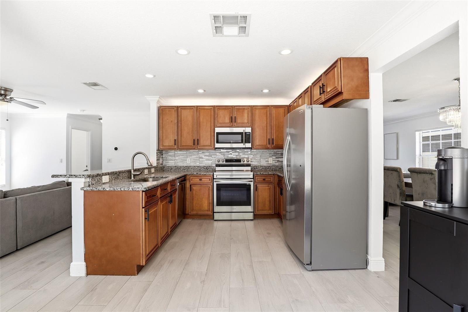 Image 12 of 42 For 3016 Stillwater Drive