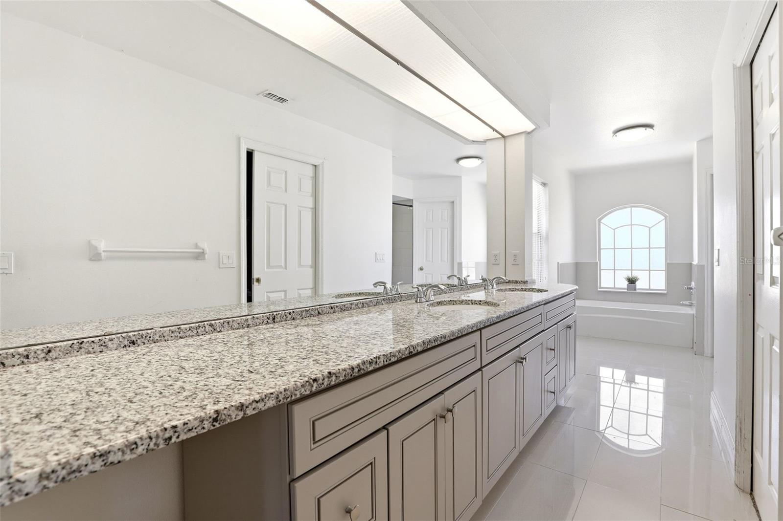 Image 26 of 42 For 3016 Stillwater Drive