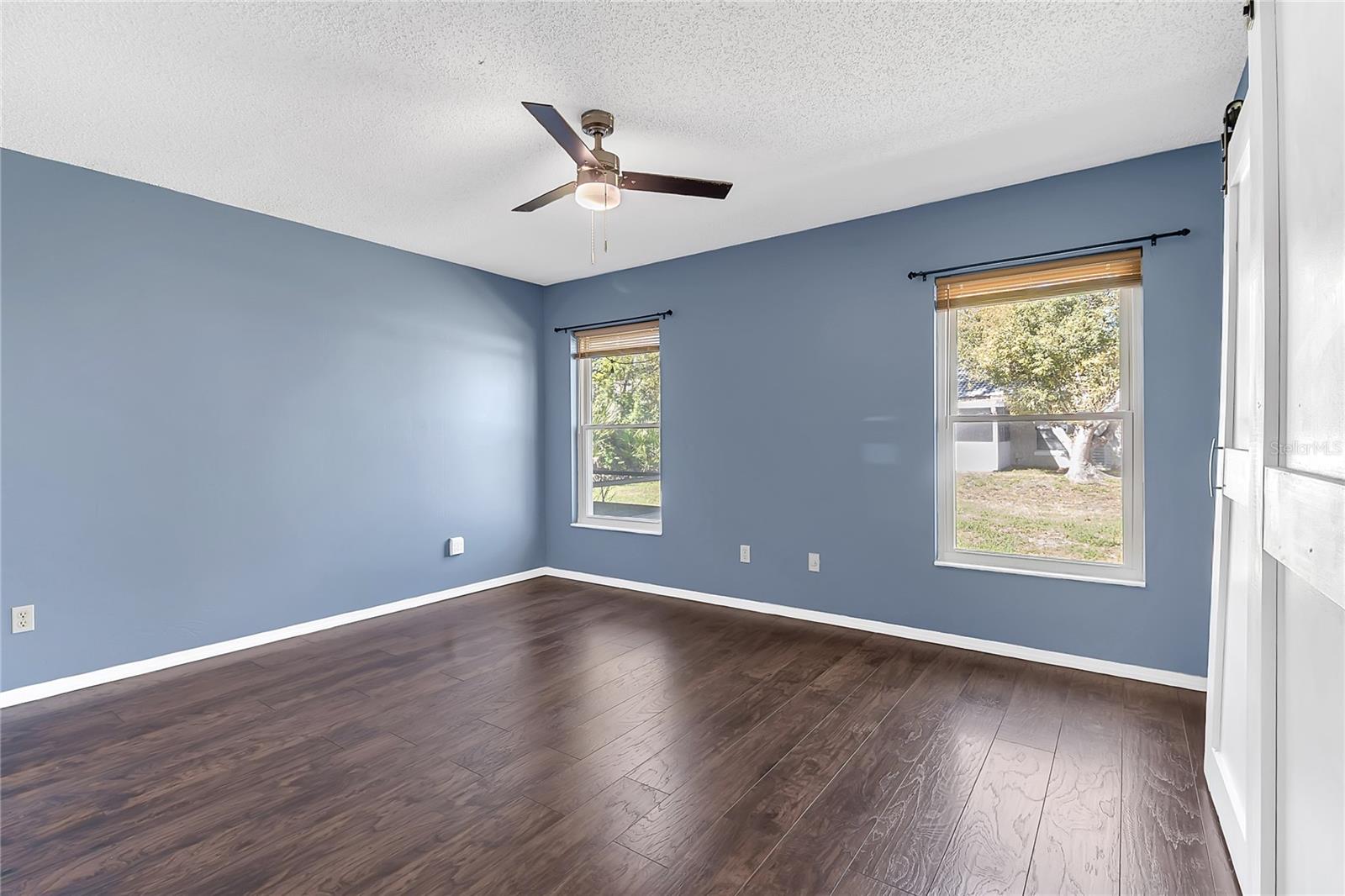 Image 28 of 52 For 10703 Windsor Court