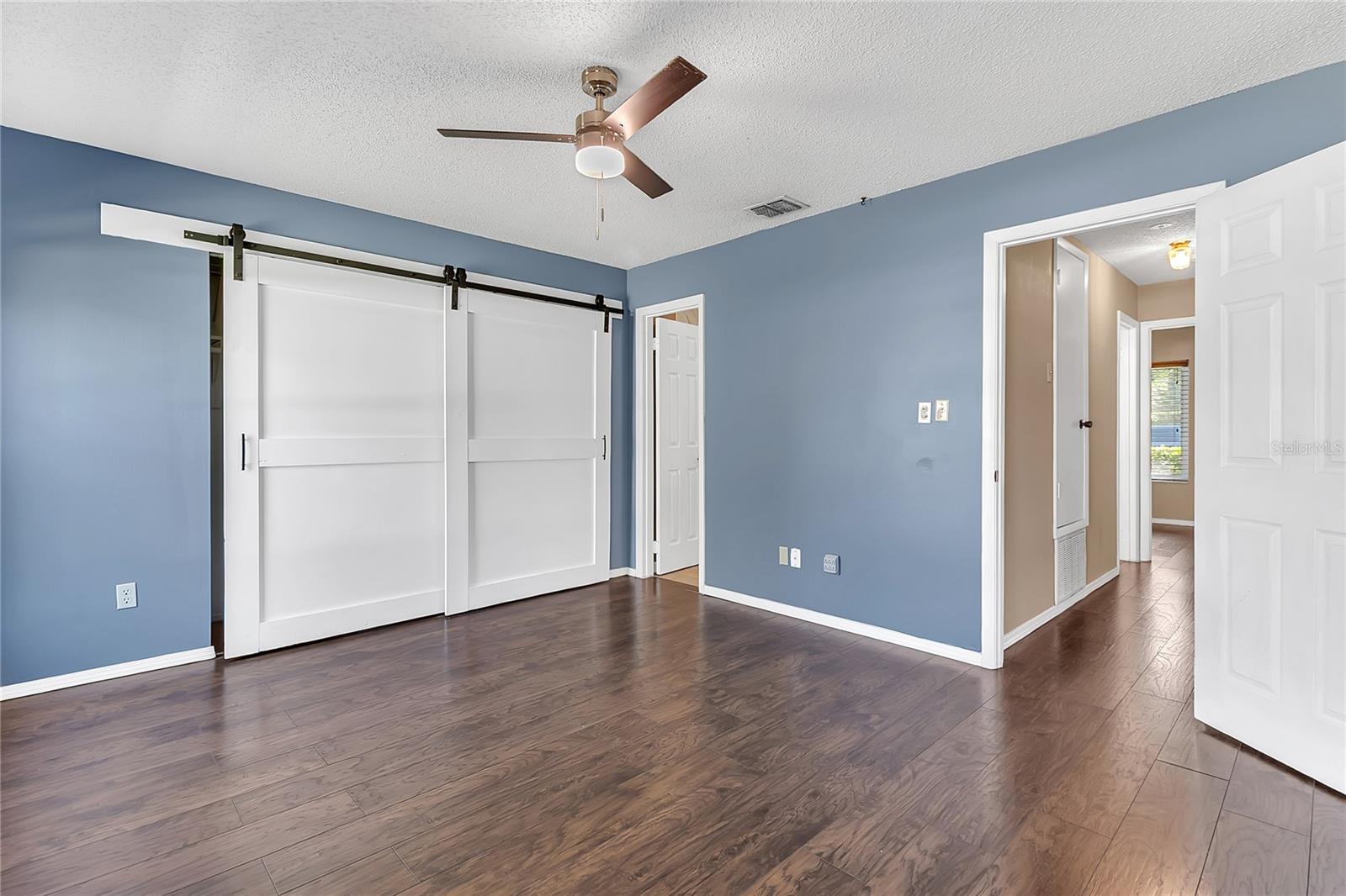 Image 29 of 52 For 10703 Windsor Court