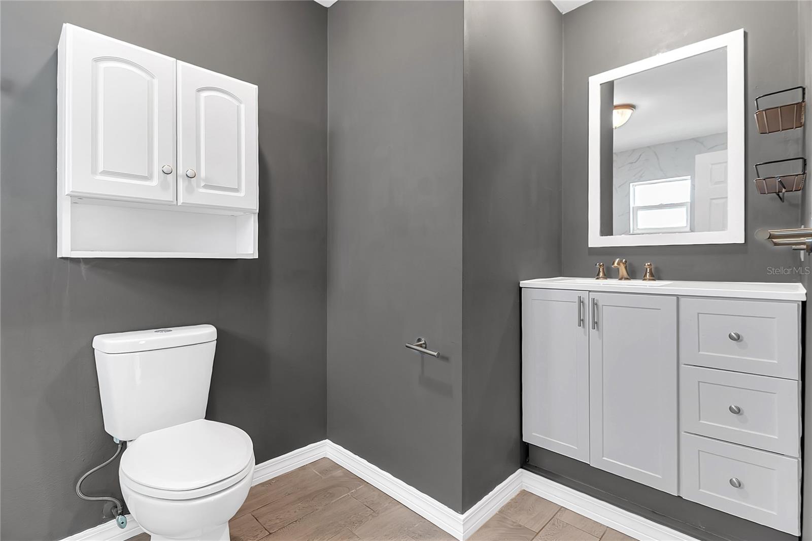 Image 31 of 52 For 10703 Windsor Court