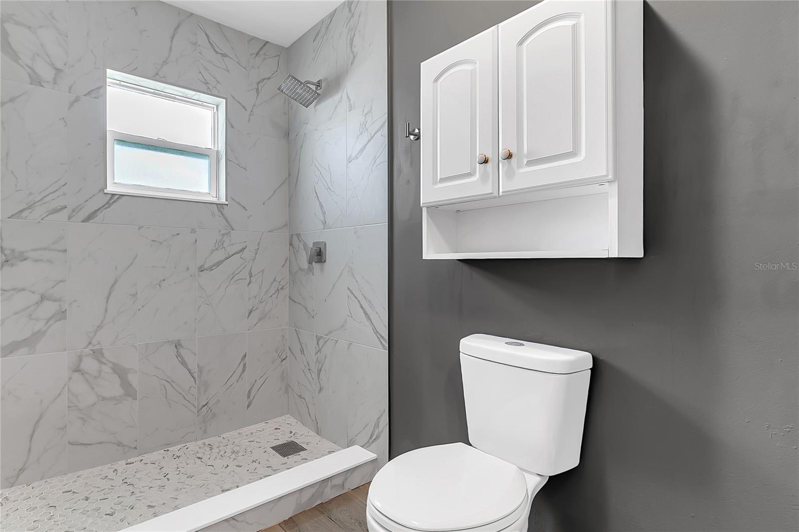 Image 32 of 52 For 10703 Windsor Court