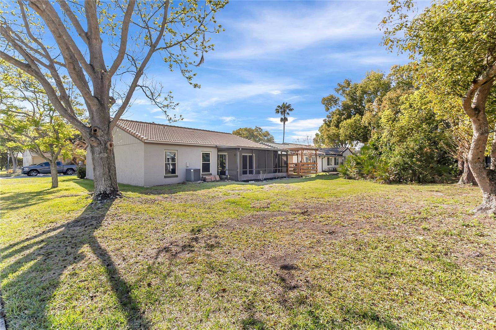 Image 4 of 52 For 10703 Windsor Court