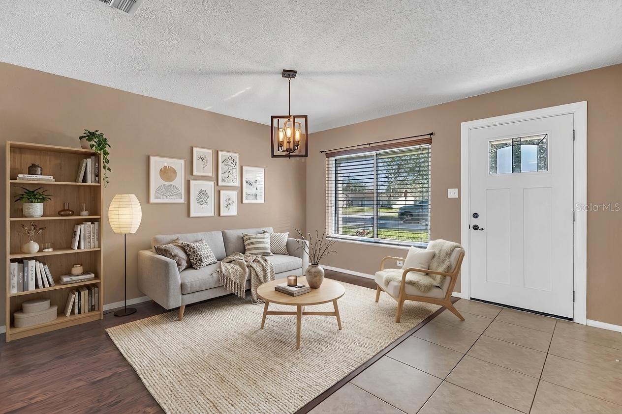 Image 8 of 52 For 10703 Windsor Court