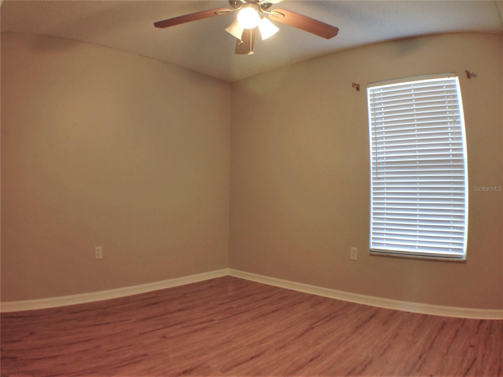 Image 11 of 16 For 4437 Stonemeadow Drive