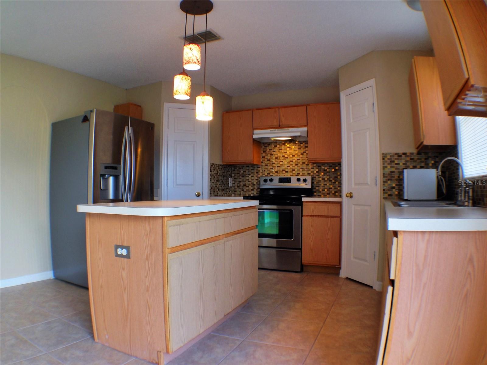 Image 5 of 16 For 4437 Stonemeadow Drive