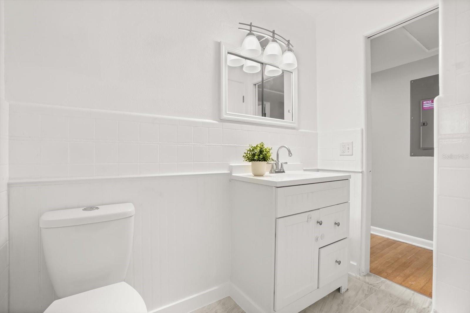 Image 19 of 33 For 524 Byron Road